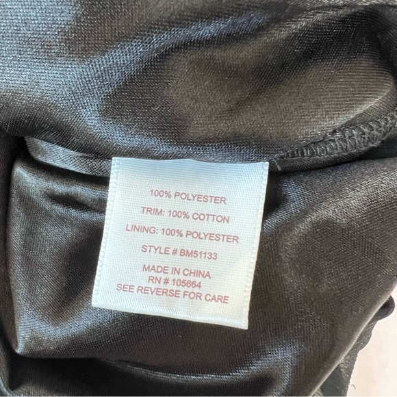 Badgley Mischka American Glamour Crochet Lace Sheer Sleeve Blouse - Picture 7 of 8